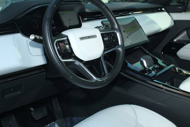 Used 2024 Land Rover Range Rover Sport SE image 15