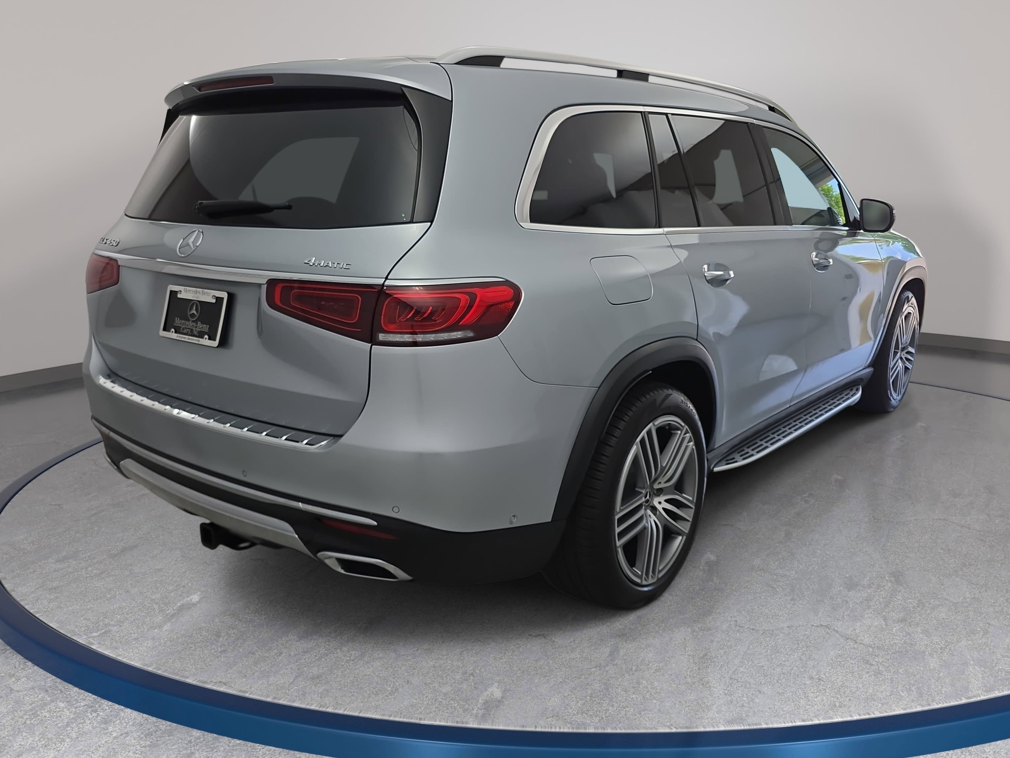 Certified 2022 Mercedes-Benz GLS 450 4MATIC image 5