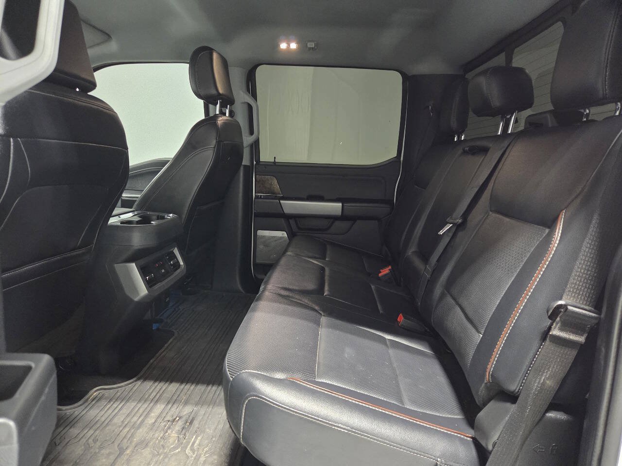 Used 2024 Ford F250 Lariat w/ FX4 Off-Road Package AWD/4WD image 15