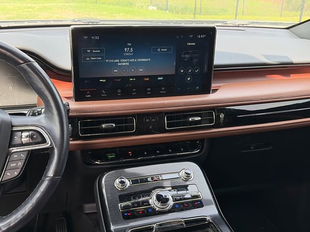 Used 2021 Lincoln Nautilus Reserve FWD image 14