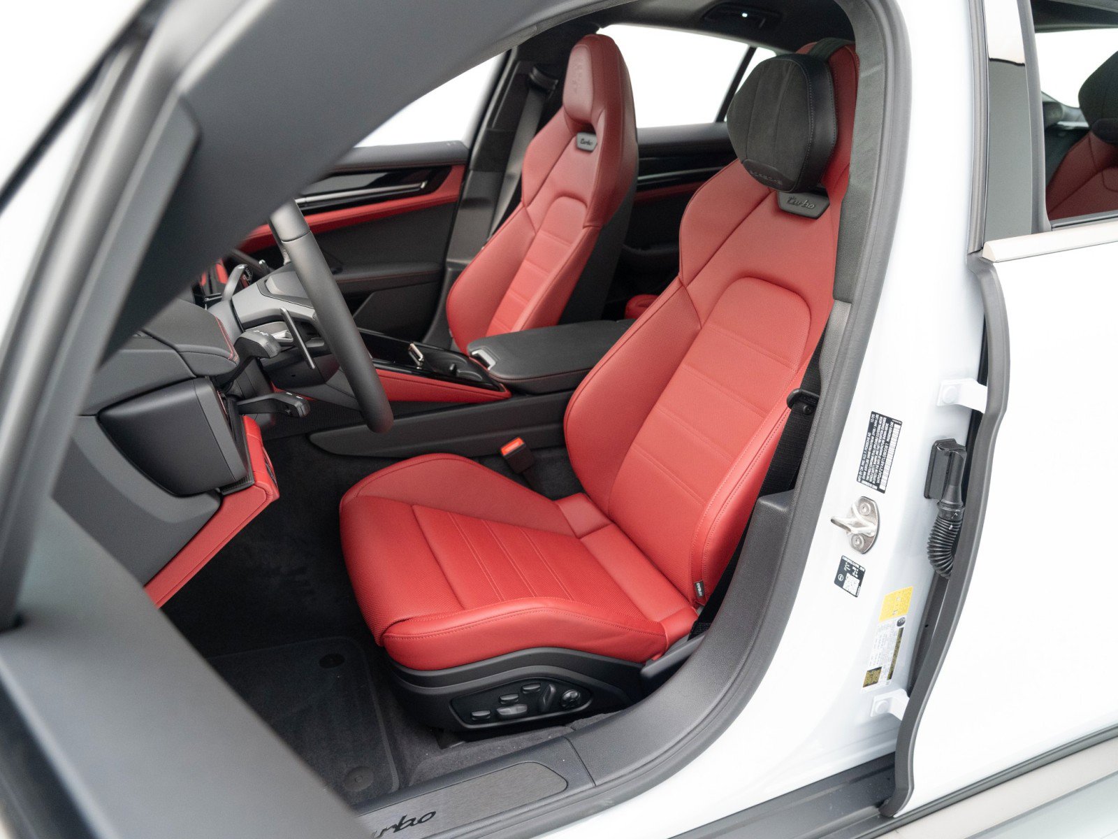 New 2026 Porsche Panamera Turbo image 5