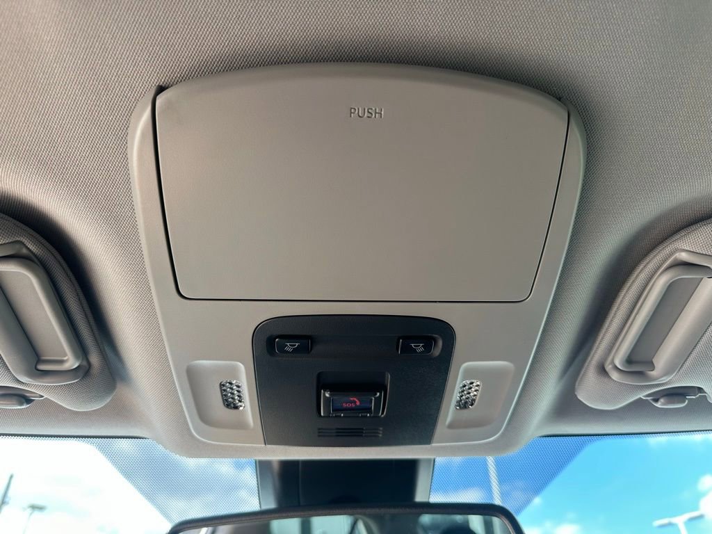 Used 2024 Toyota Camry SE image 15