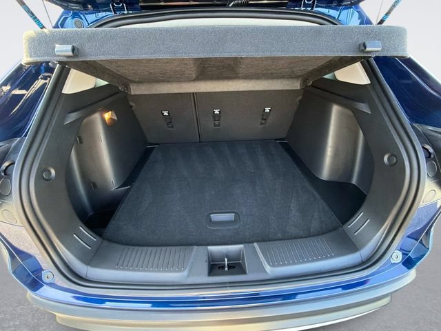 Used 2024 Chevrolet Trax LT w/ LT Convenience Package FWD image 13