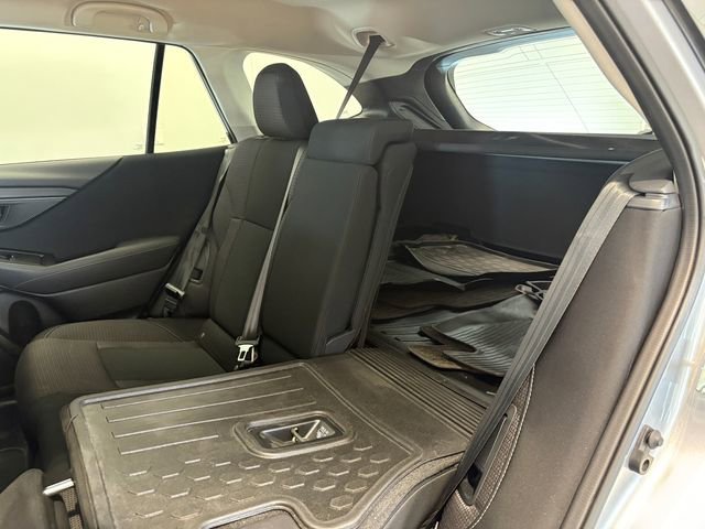 Used 2023 Subaru Outback Premium image 10