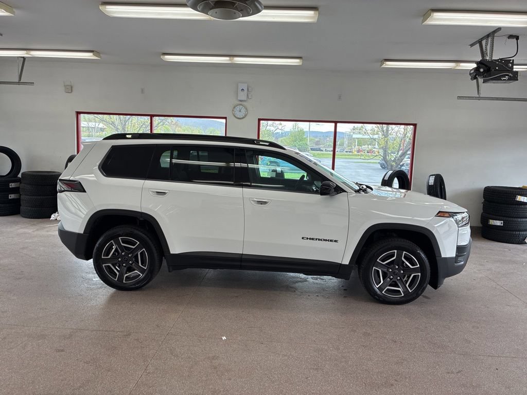 New 2026 Jeep Cherokee Laredo AWD/4WD image 23