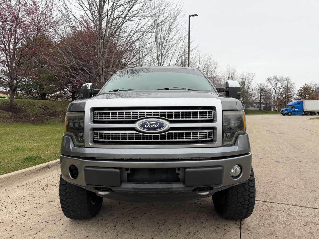 Used 2011 Ford F150 Platinum image 2
