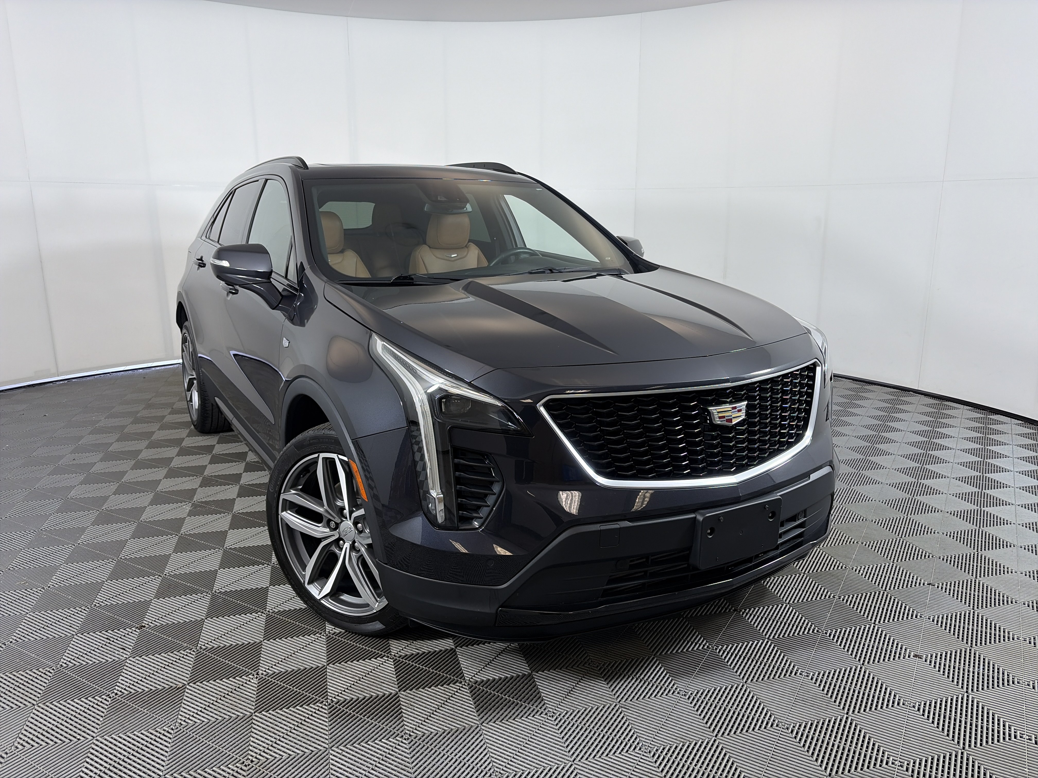 Certified 2023 Cadillac XT4 Sport AWD/4WD image 1