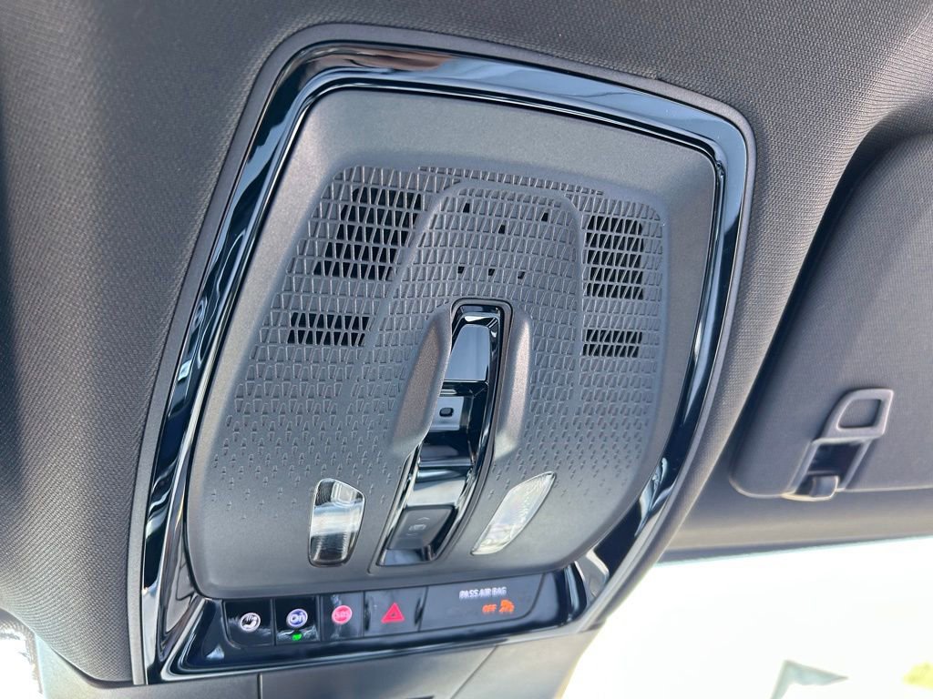 Used 2025 Cadillac Lyriq Sport RWD image 61
