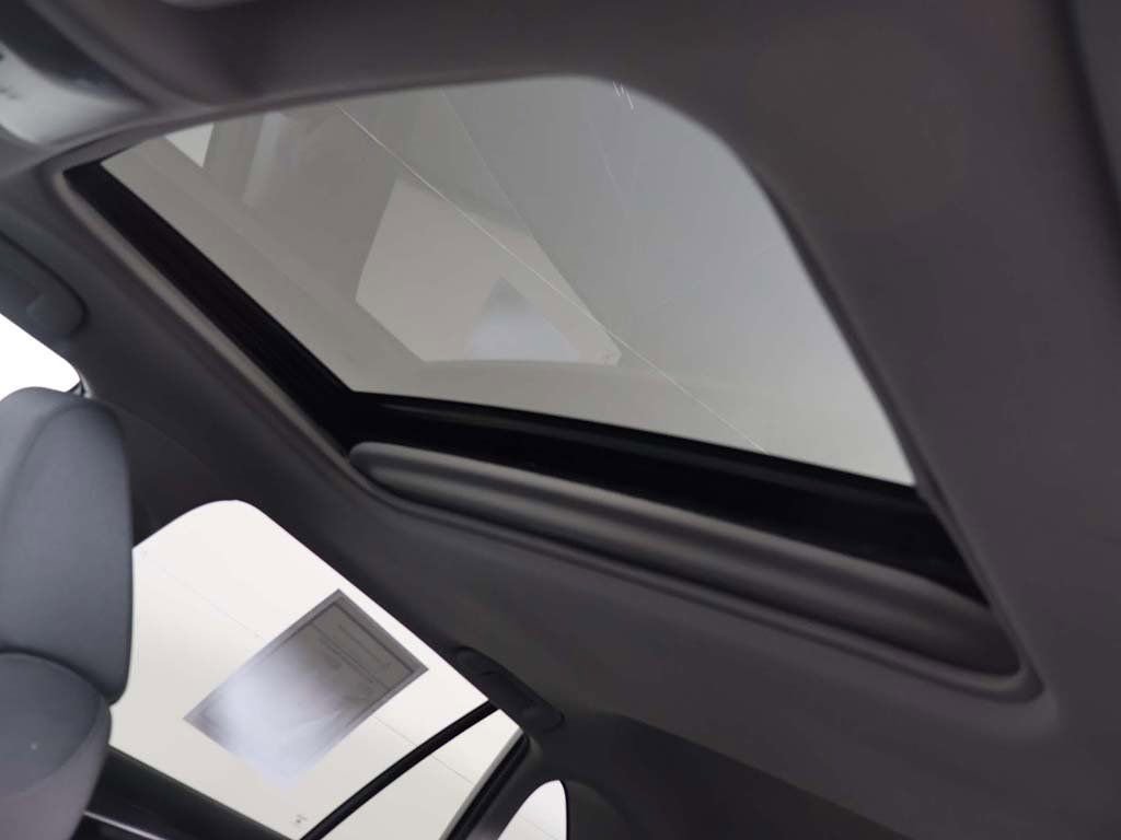 Used 2022 Toyota RAV4 XLE w/ Convenience Package image 20