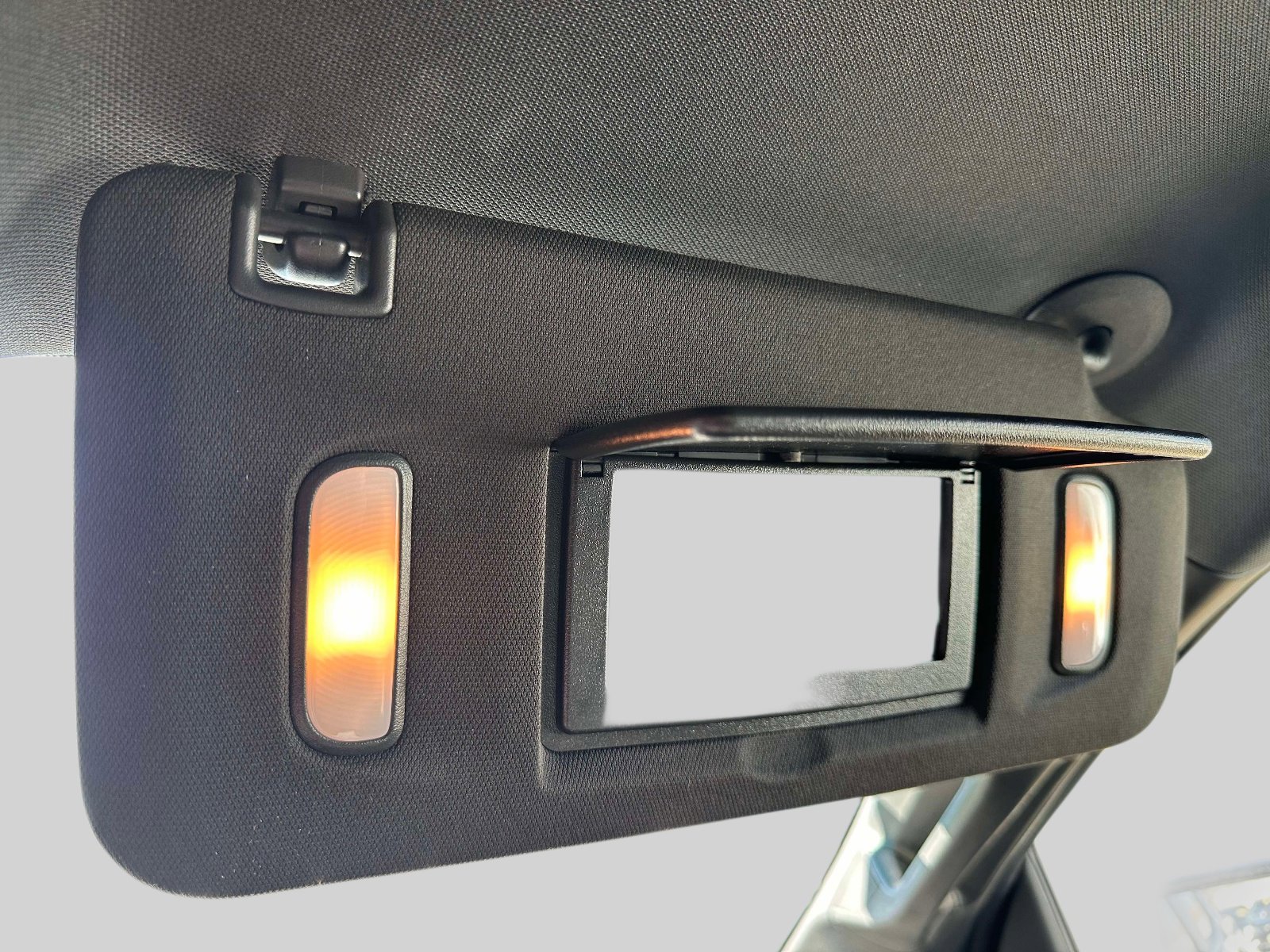 Certified 2024 Chevrolet Colorado LT w/ LT Convenience Package III image 32