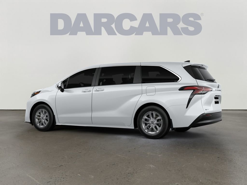 New 2026 Toyota Sienna LE image 5