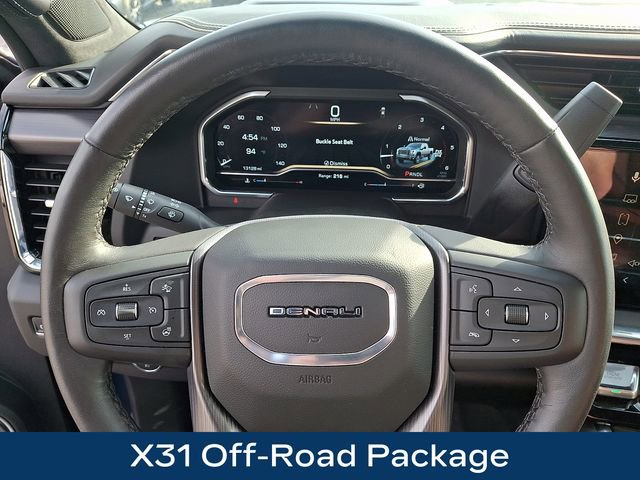 Used 2025 GMC Sierra 3500 Denali Ultimate AWD/4WD image 4