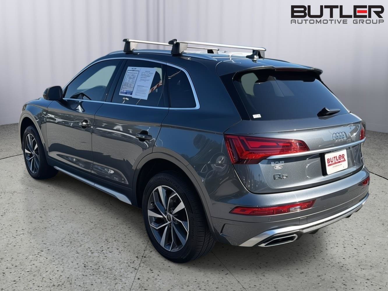 Used 2023 Audi Q5 2.0T Premium Plus w/ Premium Plus Package AWD/4WD image 4