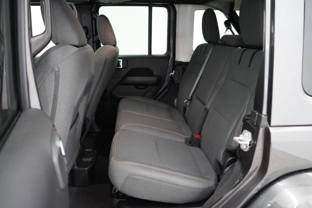 Used 2025 Jeep Wrangler Unlimited Sahara image 49