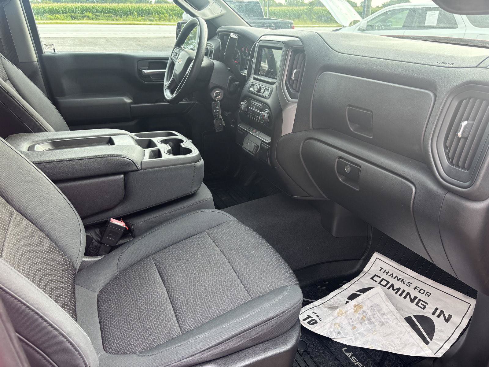 Used 2019 Chevrolet Silverado 1500 Custom w/ Custom Value Package AWD/4WD image 14
