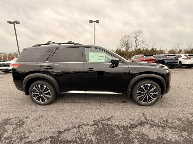 New 2026 Nissan Pathfinder Platinum image 4