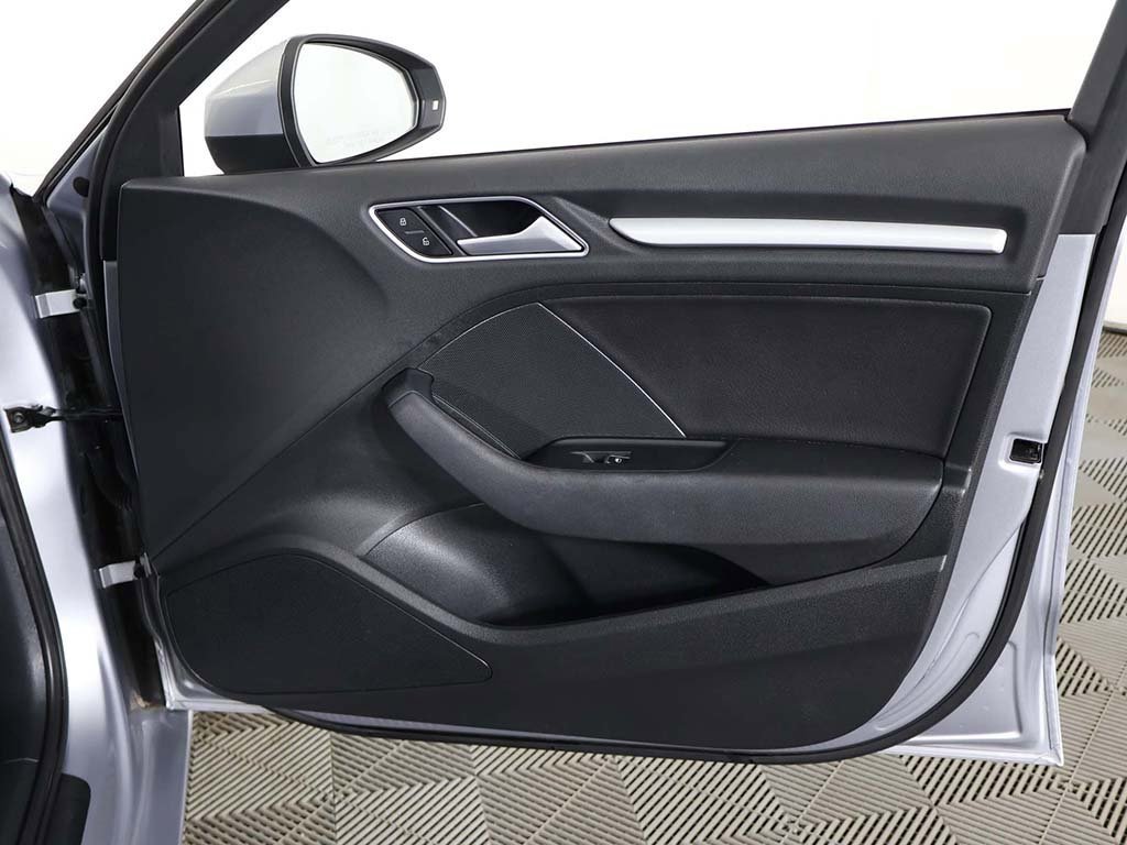 Used 2016 Audi A3 1.8T Premium image 22