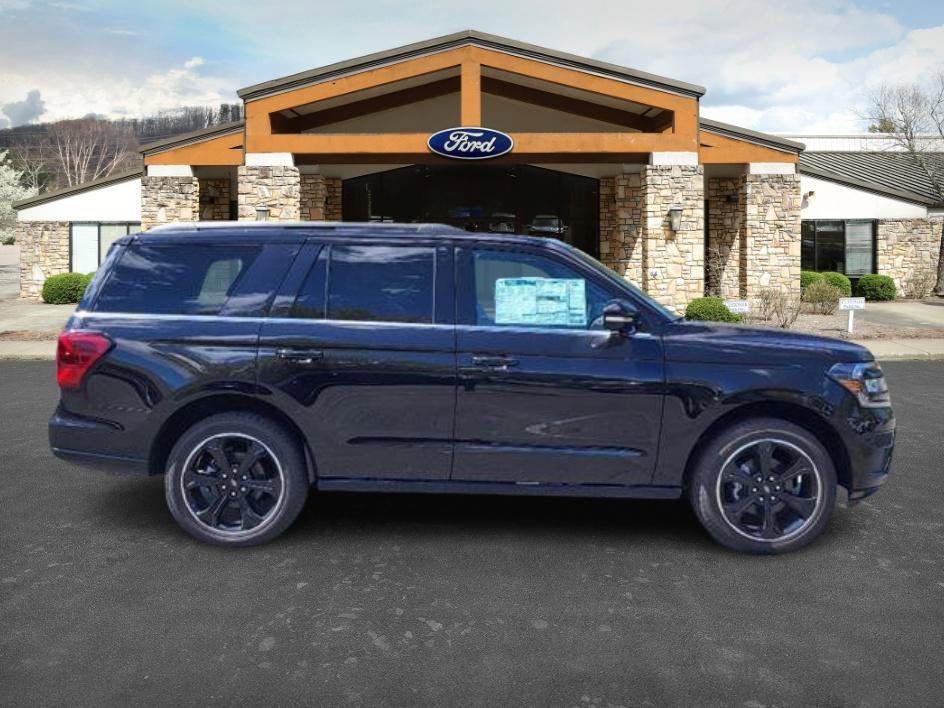 New 2024 Ford Expedition Limited image 24