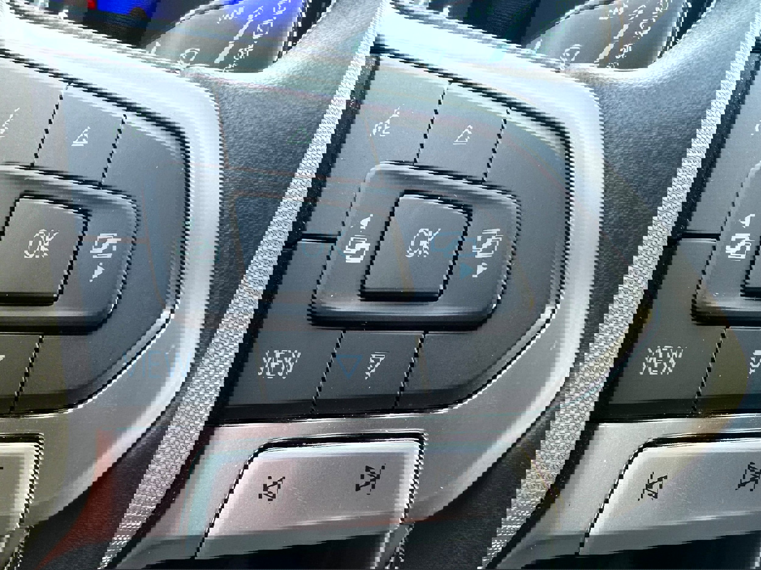 Used 2022 Volkswagen Taos SE image 22