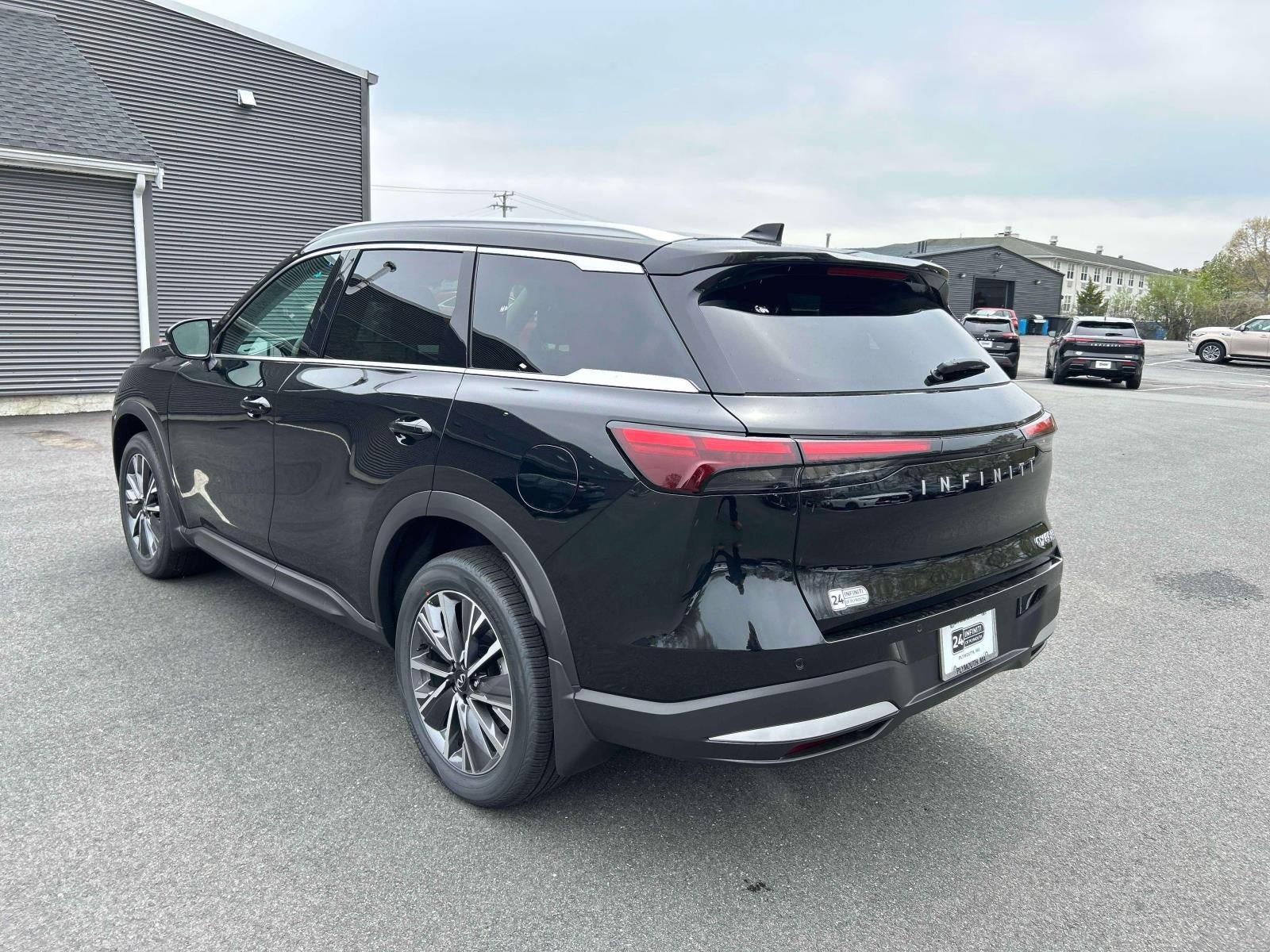 New 2027 INFINITI QX60 Luxe w/ Cargo Package AWD/4WD image 18