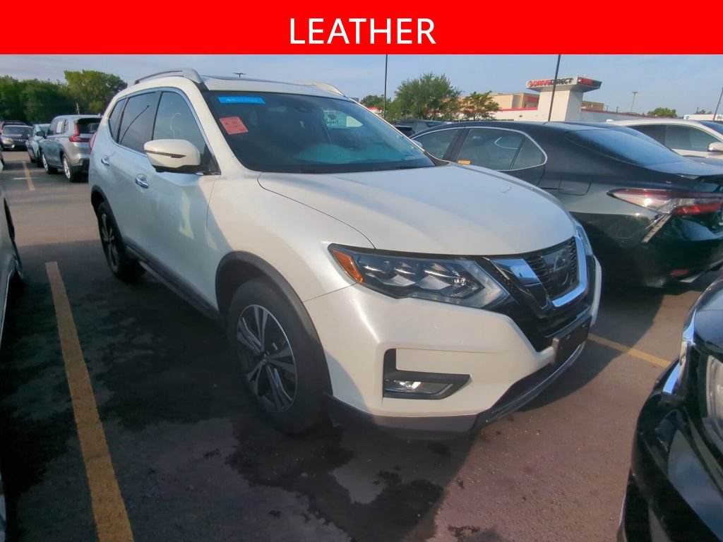 Used 2017 Nissan Rogue SL w/ SL Premium Package AWD/4WD image 3