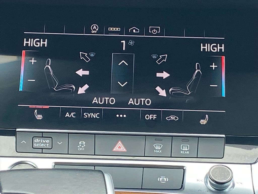 Used 2023 Audi A6 2.0T Premium w/ Convenience Package image 9