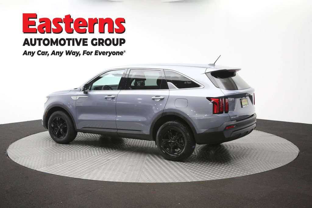 Used 2023 Kia Sorento LX AWD/4WD image 61