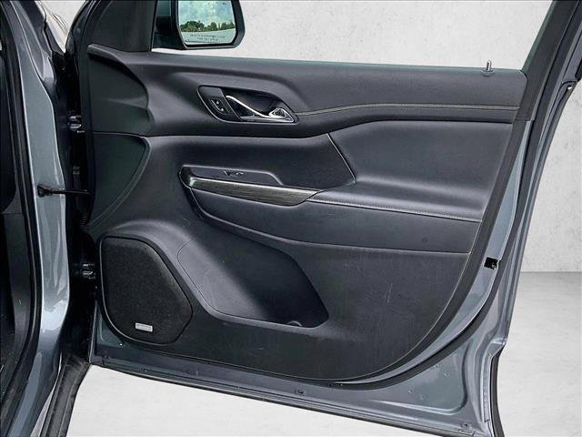 Used 2022 GMC Acadia SLT w/ LPO, Roadside Safety Package AWD/4WD image 19