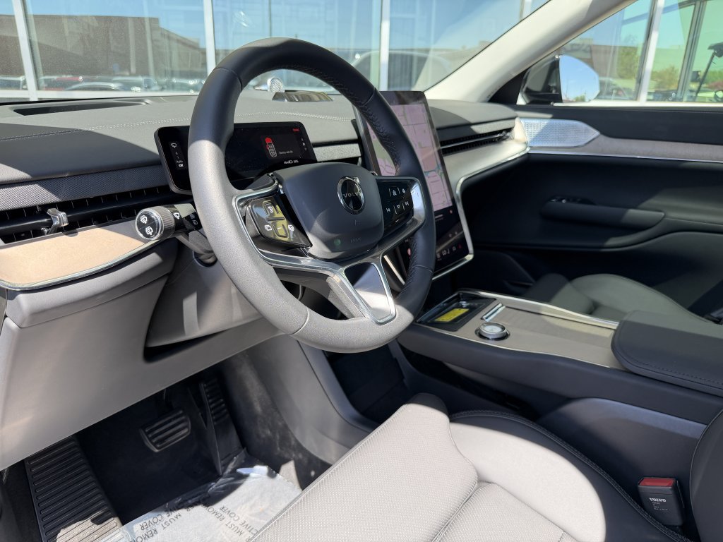Used 2025 Volvo EX90 Ultra AWD/4WD image 31