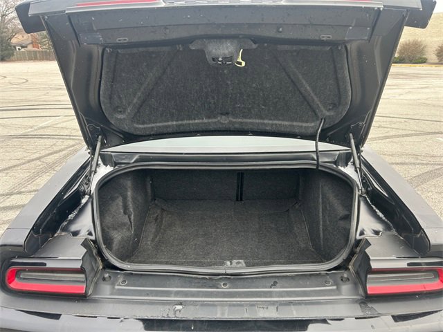 Used 2022 Dodge Challenger SXT image 19