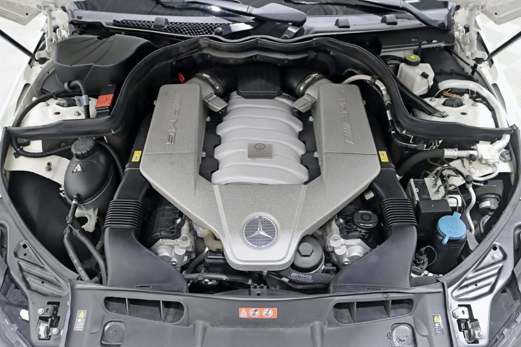 Used 2012 Mercedes-Benz C 63 AMG Coupe image 34