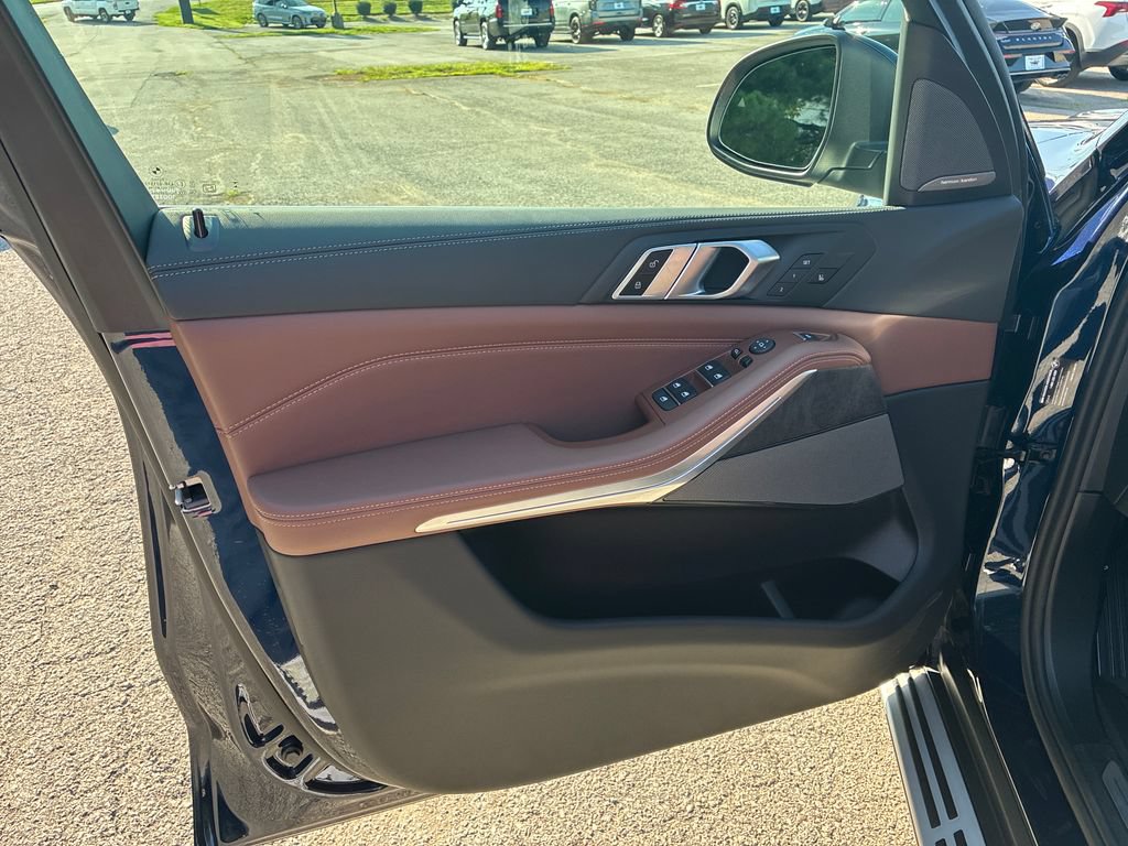 New 2026 BMW X5 xDrive40i AWD/4WD image 10