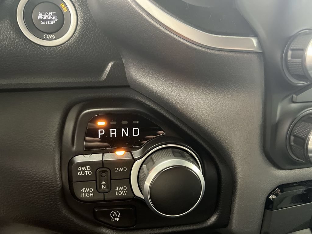 Used 2023 RAM 1500 Big Horn AWD/4WD image 16