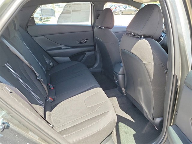 New 2025 Hyundai Elantra SEL image 19