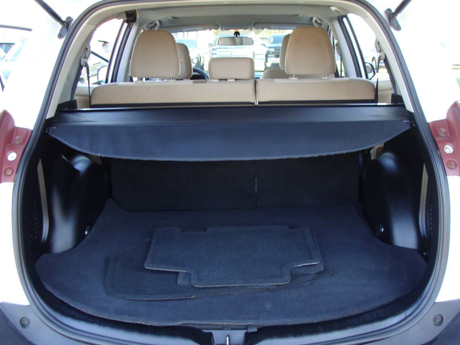 Used 2013 Toyota RAV4 XLE AWD/4WD image 34