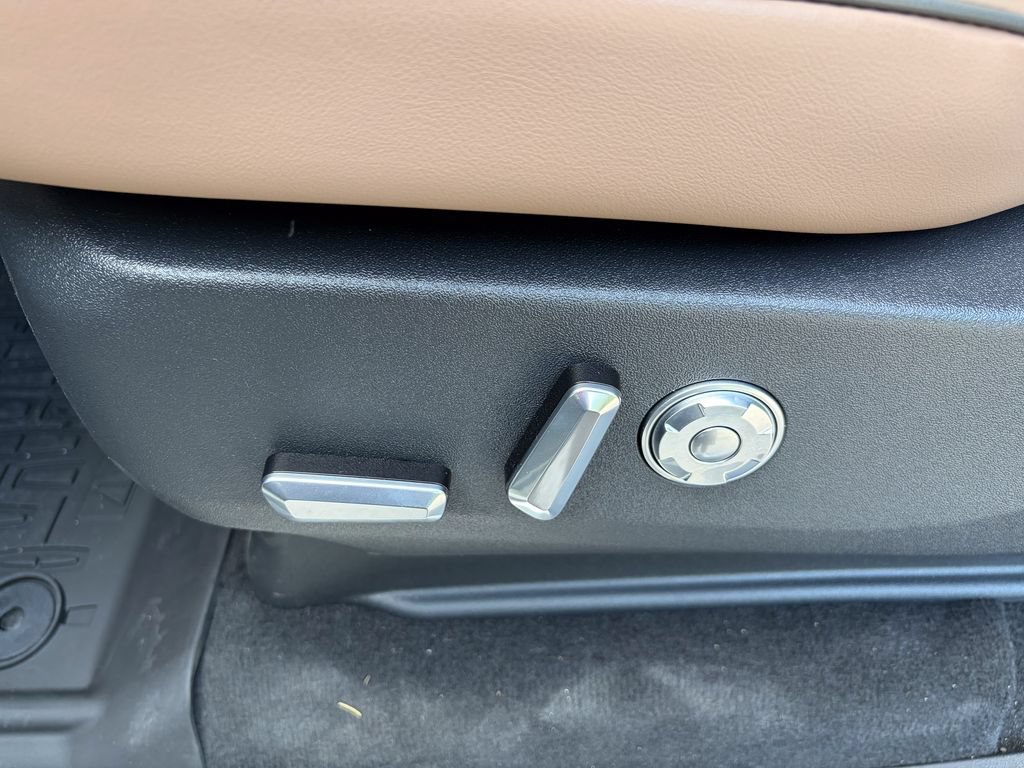 New 2027 Lincoln Navigator Black Label AWD/4WD image 15
