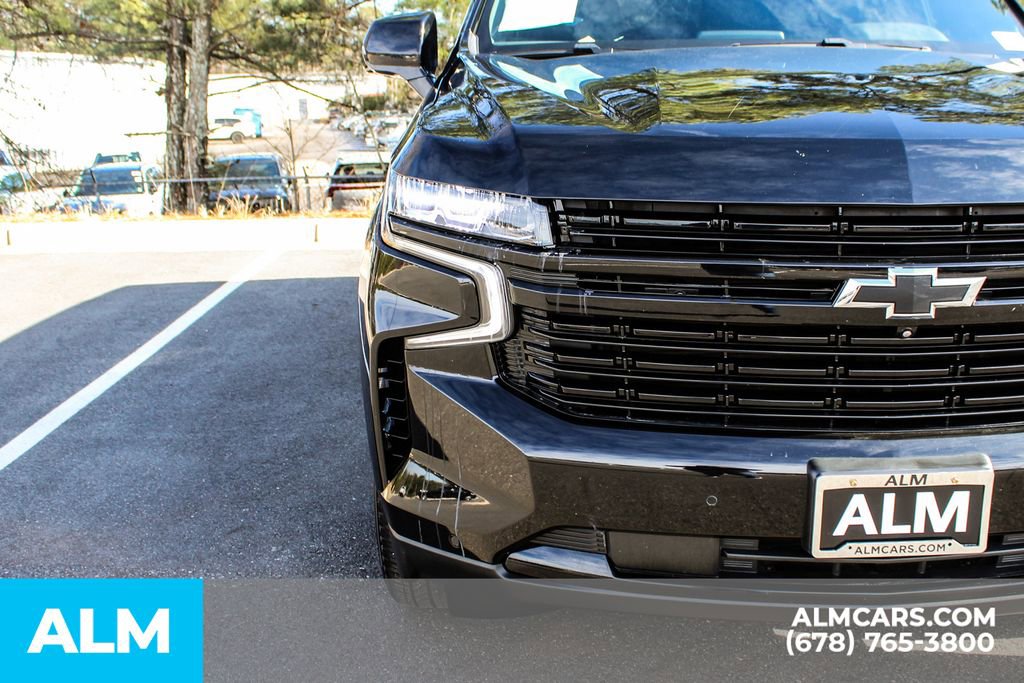 Used 2024 Chevrolet Tahoe RST w/ Luxury Package AWD/4WD image 11