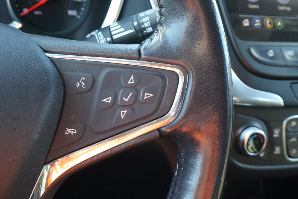 Used 2019 Chevrolet Equinox LT w/ Sun & Navigation Package FWD image 20
