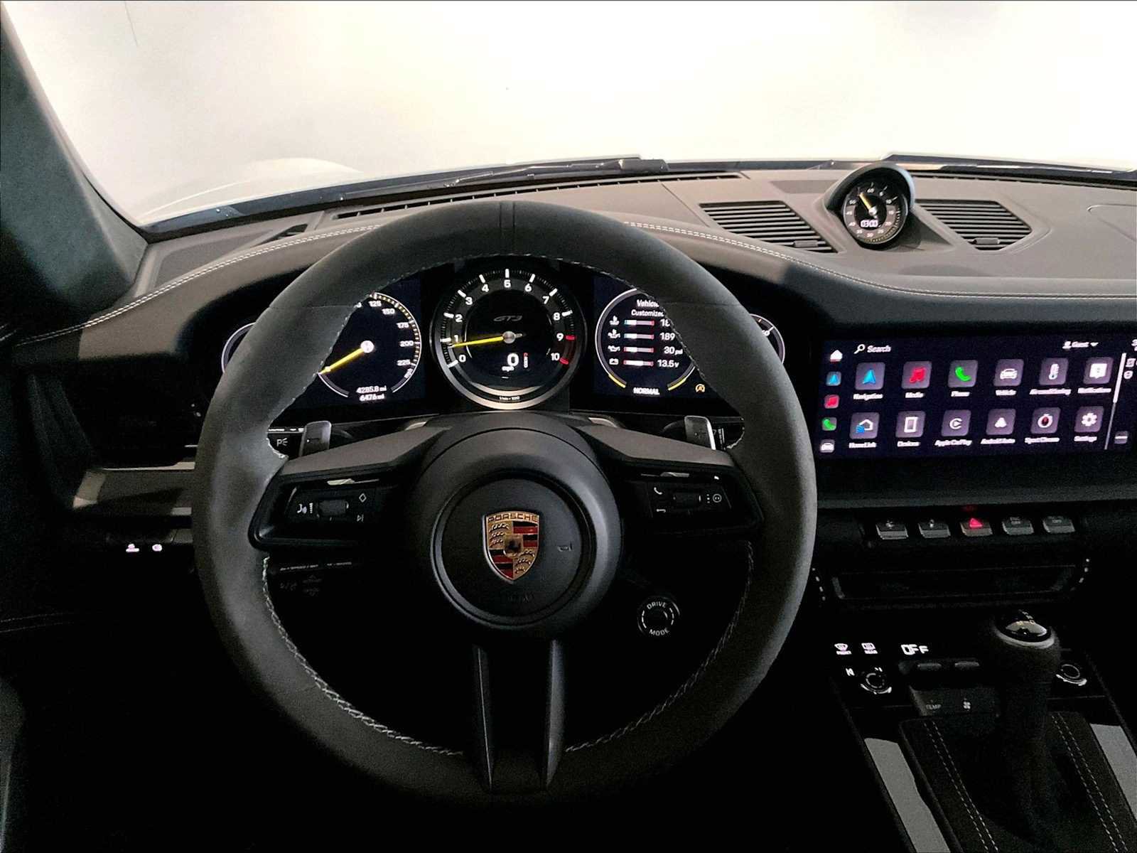 Used 2022 Porsche 911 GT3 image 16