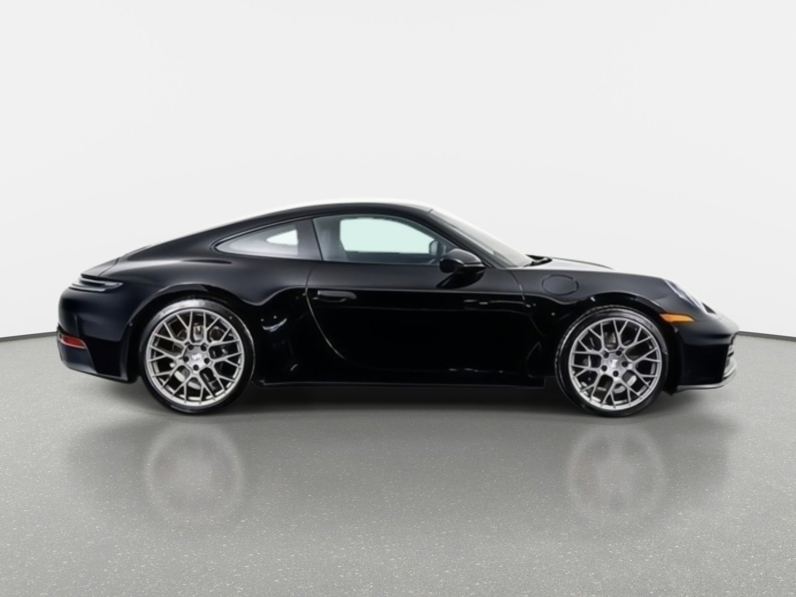 Used 2025 Porsche 911 Carrera RWD image 5