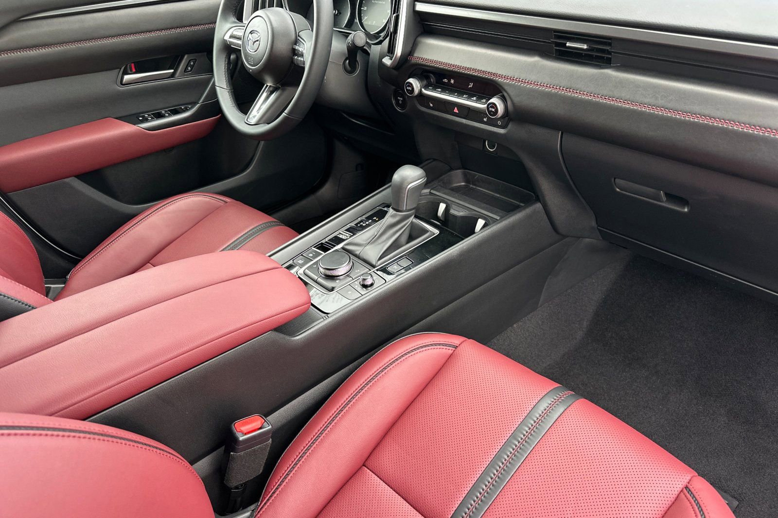 Certified 2025 MAZDA CX-50 AWD 2.5 Hybrid w/ Cargo Package image 16