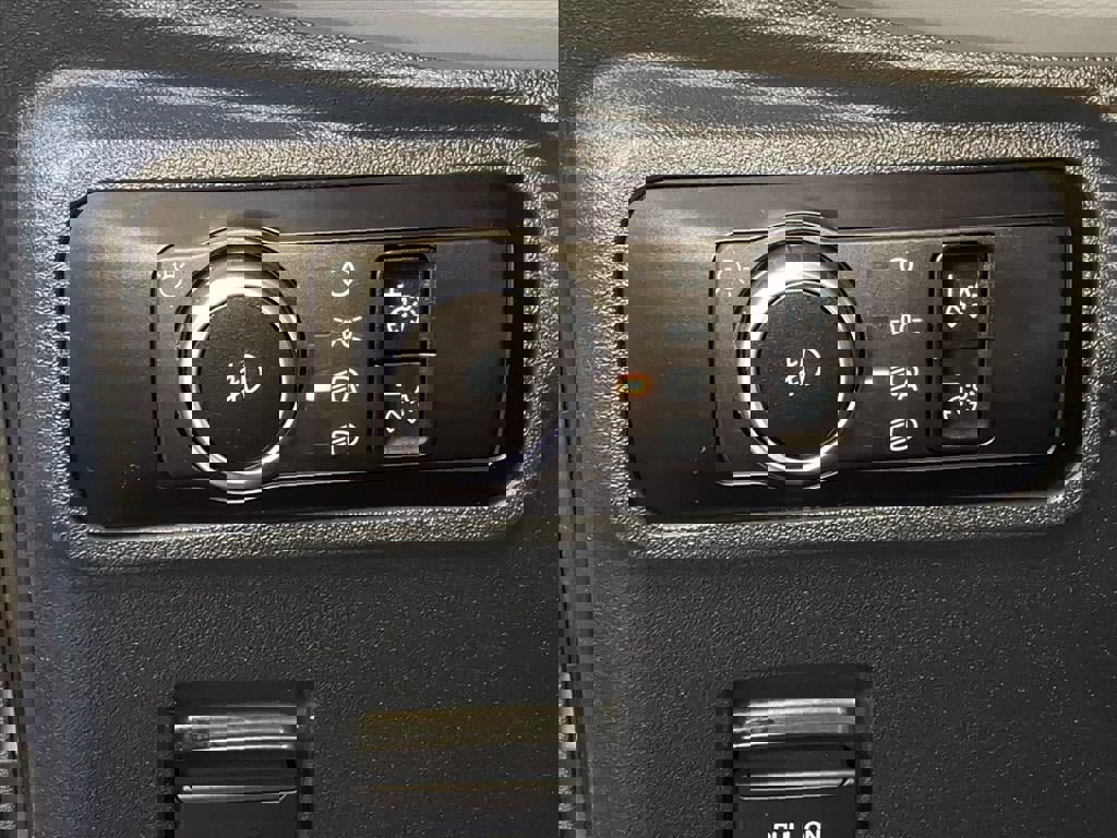 Used 2023 Ford Bronco Badlands image 16