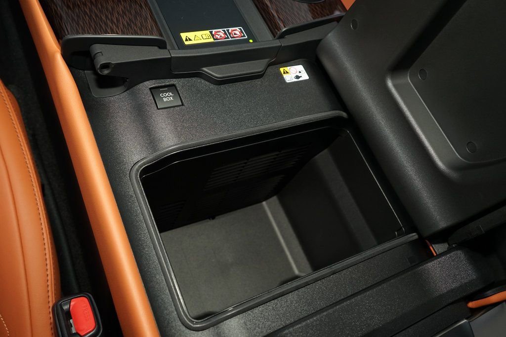 Used 2026 Lexus LX 700h Ultra Luxury image 20