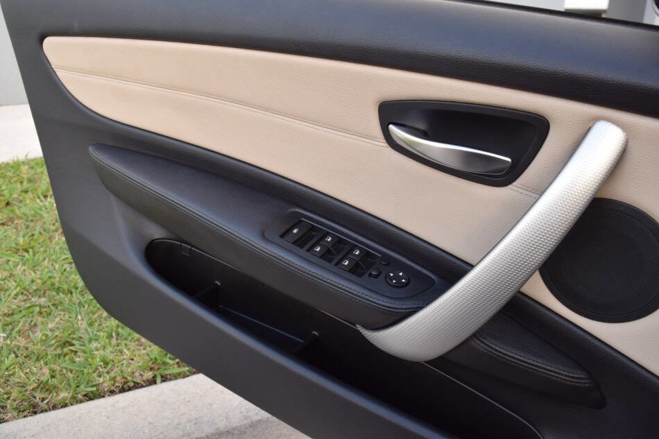 Used 2013 BMW 135is Convertible image 75