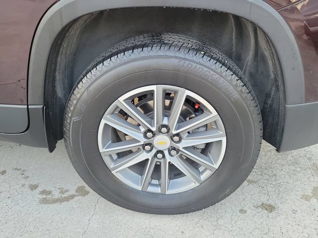 Used 2022 Chevrolet Traverse LT w/ LPO, Floor Liner Package FWD image 6