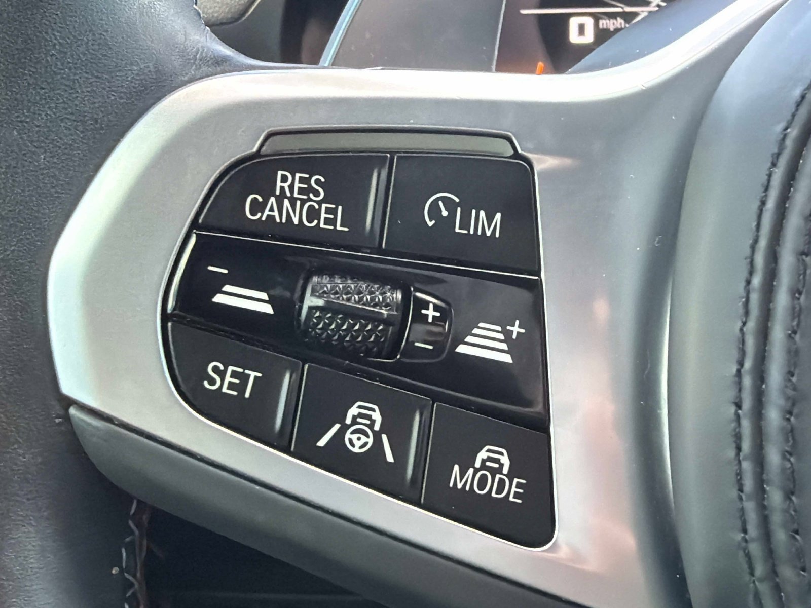 Used 2025 BMW X4 M40i image 48