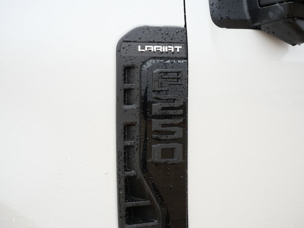 New 2026 Ford F250 Lariat w/ Black Appearance Package AWD/4WD image 12