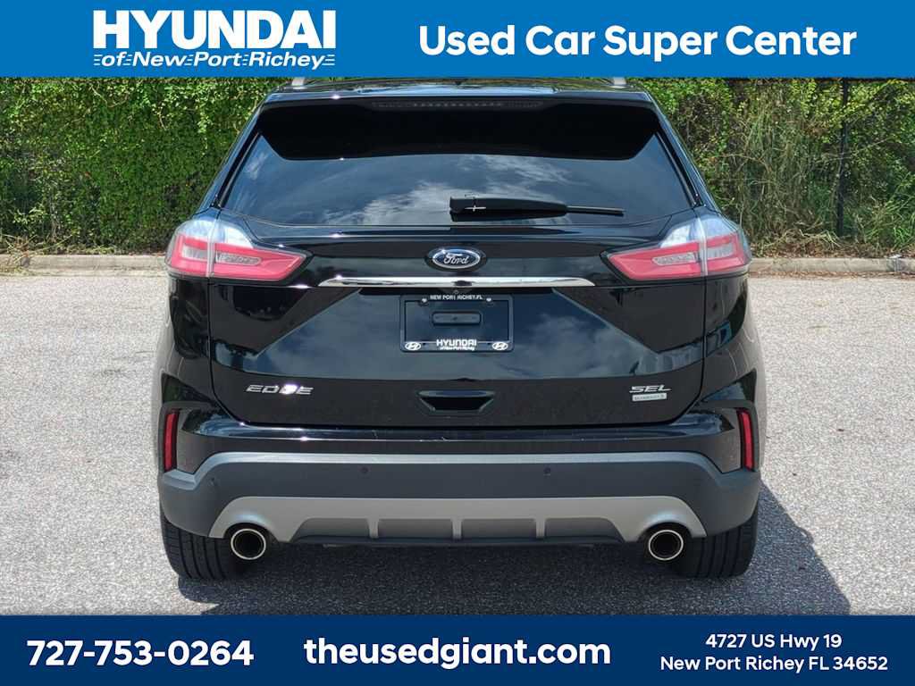 Used 2019 Ford Edge SEL w/ Equipment Group 201A FWD image 4
