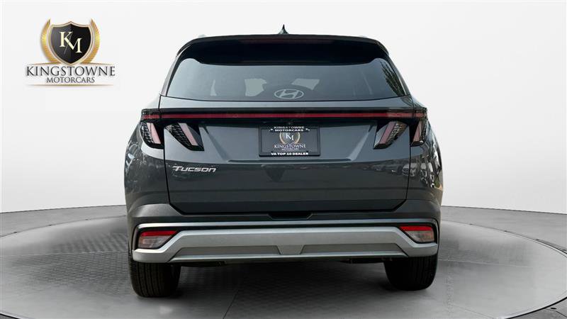 Used 2025 Hyundai Tucson SEL FWD image 4