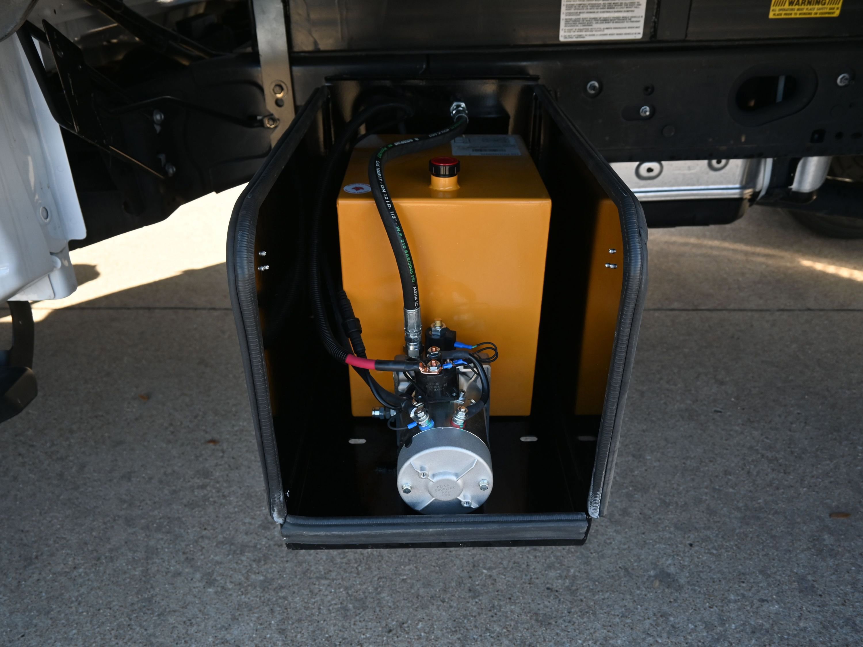 New 2024 Ford F600 4x4 Regular Cab Super Duty w/ XL Chrome Package image 23